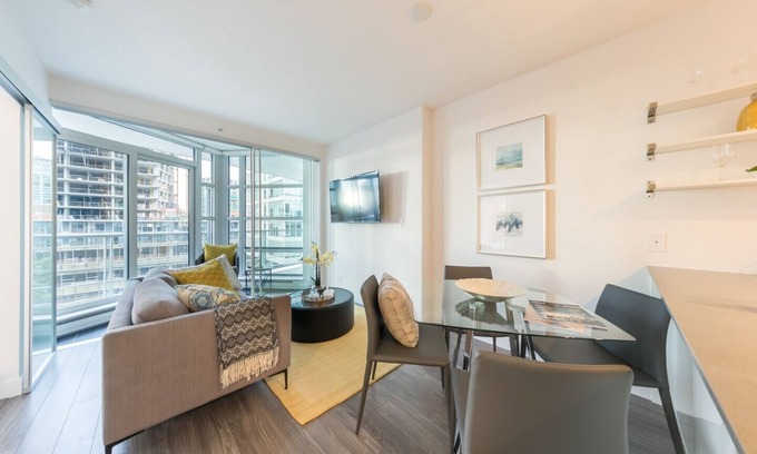 Downtown Vancouver House | D71 - Stylish 1 bedroom in brand new building
