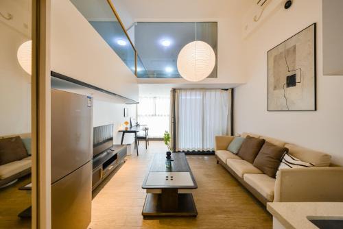 Buji Apartment | Dabaizhijia Executive Apartment Bantian Huawei Branch
