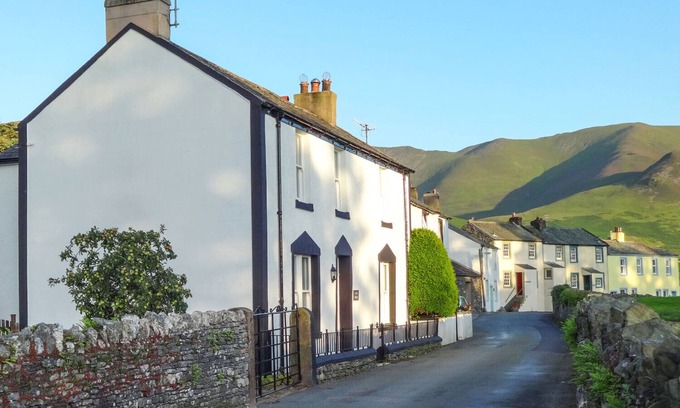 Lorton Cottage | DALE HOUSE, pet friendly, character holiday cottage in Lorton