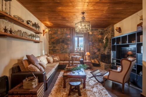 Aghios Athanasios Ski Chalet | Dandy Villas Palios Agios Athanasios - Rustic - Fireplace - Village Square