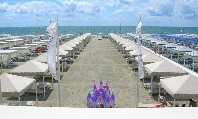 Lido di Camaiore Apartment | Danio beach house
