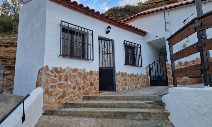 Guadix Cottage | David's cave