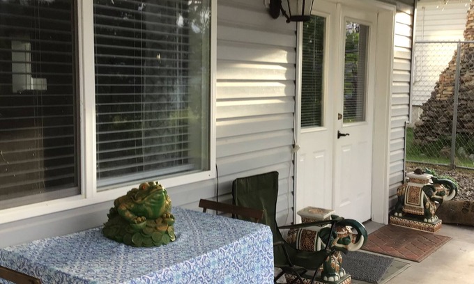 Clarkston House | Daylight Basement Fully Furnished Apartment. Home Away From Home