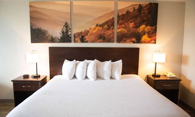 Waynesboro Hotel | Days Inn by Wyndham Waynesboro