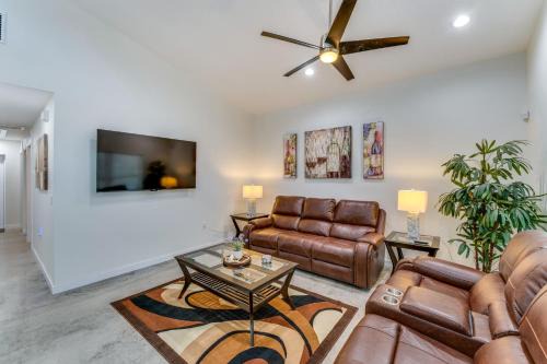 Holly Hill House | Daytona Beach Vacation Home about 4 Mi to Main St Pier