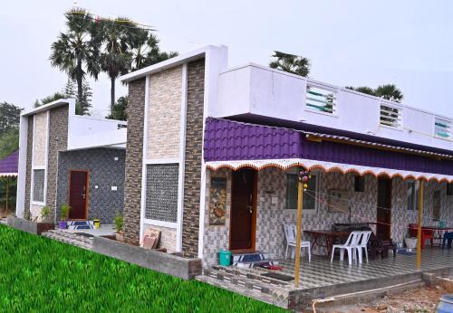 Pennagaram House | DD GOLDEN RIVER VIEW RESORT
