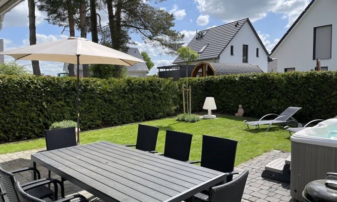 Muritz House | Villa Seebrise Modern retreat