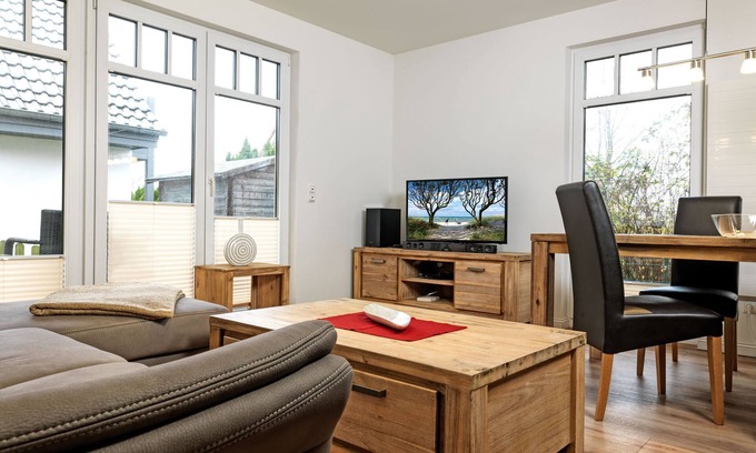 Am Schwarzen Busch House | Haus Kirsten - Here the wind blows around your nose! Semi-detached house with ap