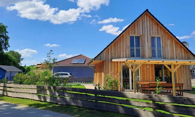 Rheinsberg House | Dogs and children welcome, 150m to the beach, fenced property,