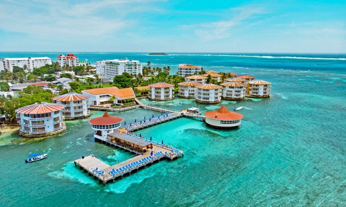 Punta Hansa Resort | Decameron Aquarium - All Inclusive