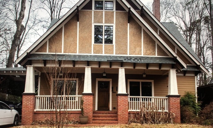 Decatur House | Decatur City House/Walk to the square.