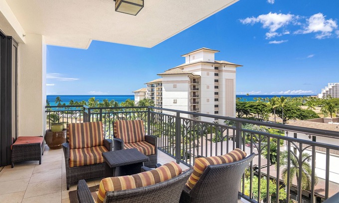Ko Olina Resort | December Sale! Private KoOlina Beach End Unit w/Amazing Lanai Ocean Views