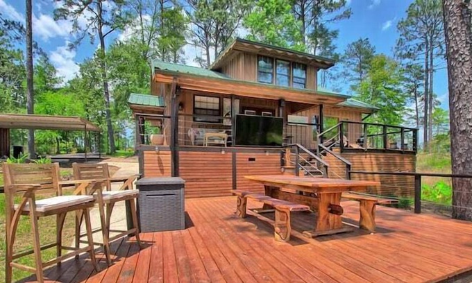South Toledo Bend House | Decked Out Toledo Bend