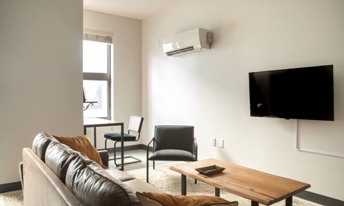Westown Apartment | Deer District Studio Apt JC4 - One Block from Fiserv and Baird