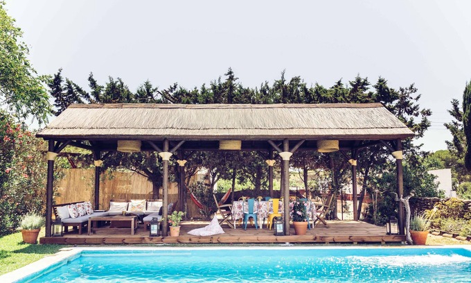 Puerto Real House | Dehesa de las Yeguas House. Country house with private swimming pool 4 kms from the beach