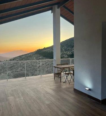 Cambil Ski Chalet | Dehesa el Mercadillo