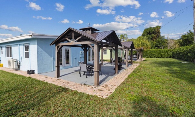 Delray Beach Apartment | Delightful 2BR Central Delray