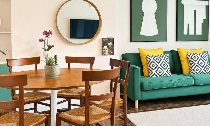Thurlow Park Apartment | Delightful 3-Bedroom Apartment. Fast Transport Links. Quiet, Peaceful & Safe.