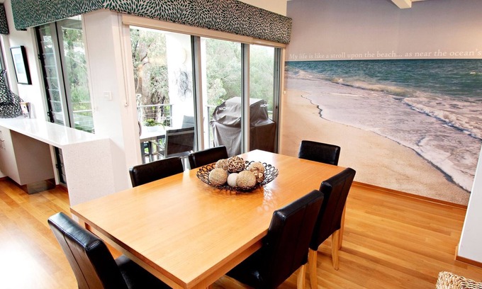 Dunsborough Apartment | Delphinius @ Bay View Centro central location (STRA6281YD6RXU28)