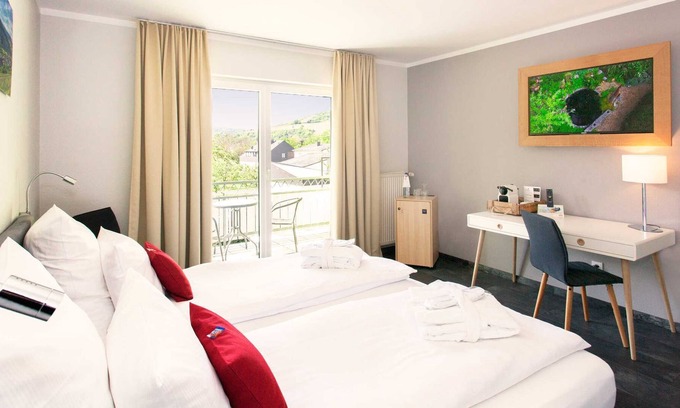 Wintrich House | Deluxe Doppelzimmer mit Balkon - Moselhotel Weinhaus Simon
