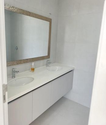 Coastal Region Apartment | Departamento en edificio Bari de Karibao