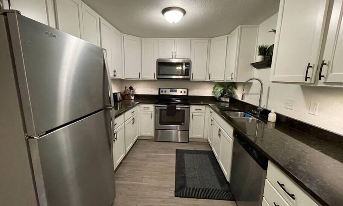 De Pere Apartment | DePere Corporate Housing