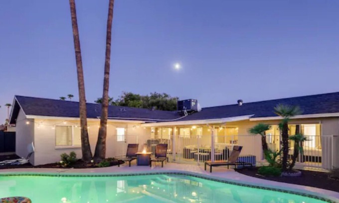 Optimist Park NW House | ☀︎Desert Destination HEATED Poolside Escape☀︎Near ASU♆