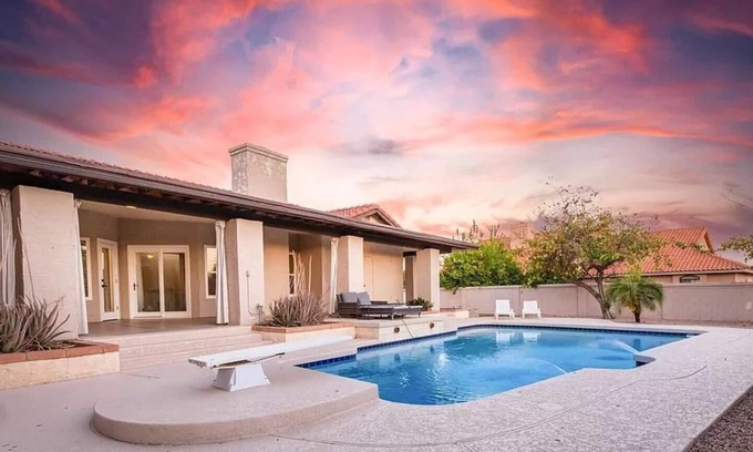 Mesa House | Desert Escape, Heated Pool, Mini Golf, Game