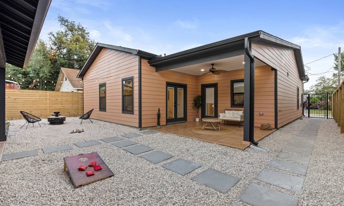 Greater East End House | Desert Rose Dream Home - Modern Luxury Escape Amazing Patio @RevitalizedEastEnd