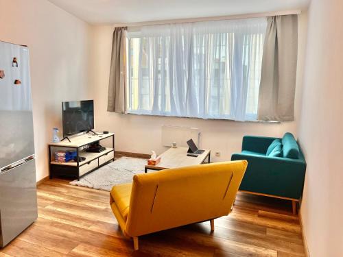 Saint-Josse-ten-Noode Apartment | Design Studio Perfectly located - EU Madou - Park