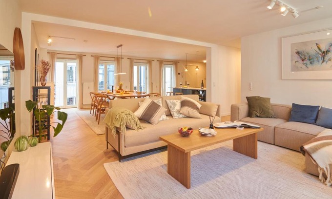 Copenhagen City Centre Apartment | Designer 2 BR Home with Private Balcony