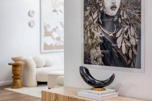 Harlem Apartment | Designer Apt for 6, City Views, near Times Square!
