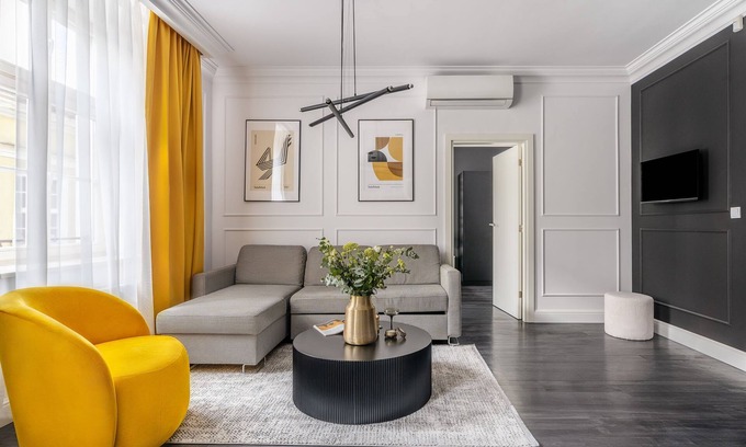 Stare Miasto Apartment | Designer Flat with Terrace in City Centre