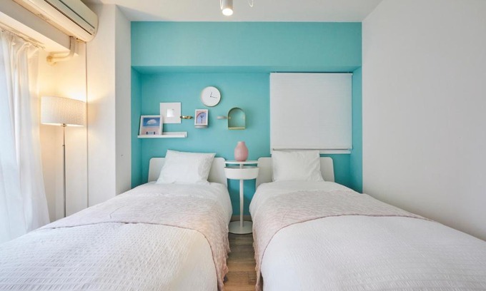 Hyakunincho Apartment | Designer's Apartment 2 bedrooms Shin-OKubo 5minutes walk 蓝