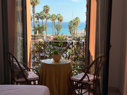 La Caleta Apartment | Despierta con vistas al mar en La Malagueta