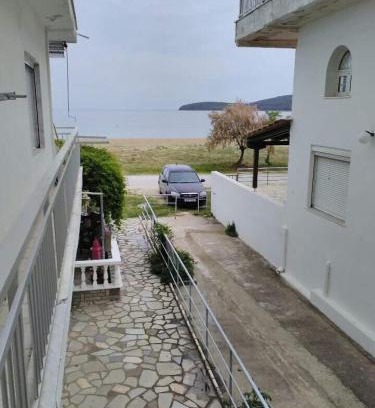 Nea Peramos Apartment | Despina's Residence