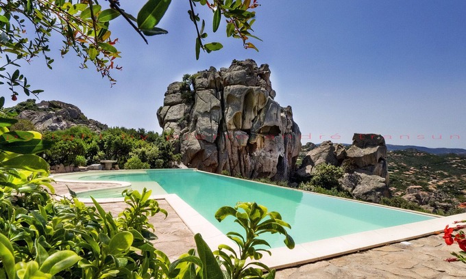 Costa Paradiso House | Detached villa with 20m pool (excl use), 180° view, WIFI