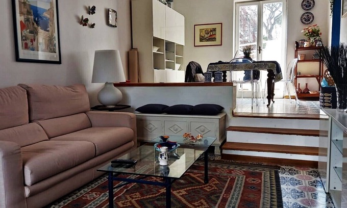 Ischia Porto House | Detached cottage