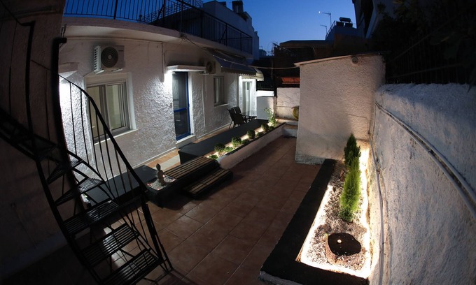 Filopappou House | Detached house 1km from Acropolis Filopappou Hill