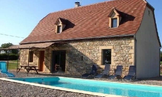 Quissac House | Detached house with private pool for family vacations.