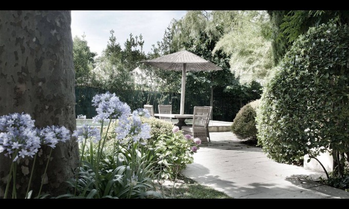 Lido di Camaiore Villa | Detached villa with swimming pool and jacuzzi and outbuilding