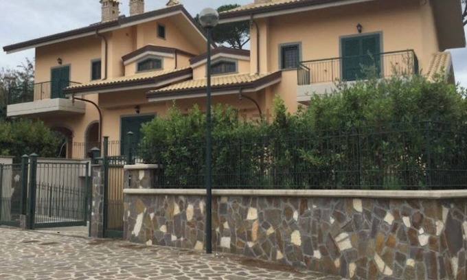Grottaferrata Villa | Detached villa immersed in the quiet and greenery of the Roman Castles.