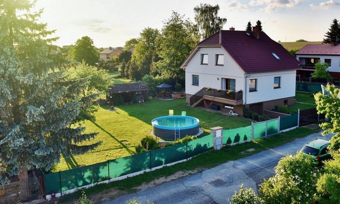 Malsice Villa | Detached villa in South Bohemia with outdoor pool in the fenced garden