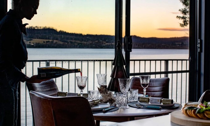 Deviot House | Deviot Boat House - romantic, absolute waterfront
