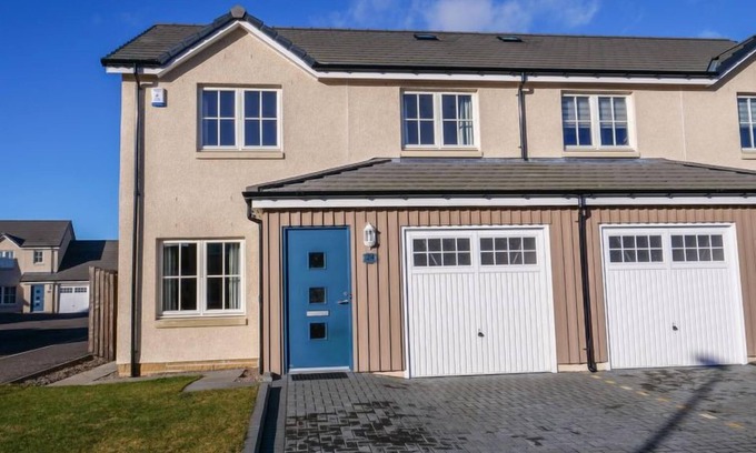 Kinross House | Devonvale Place by Interhome