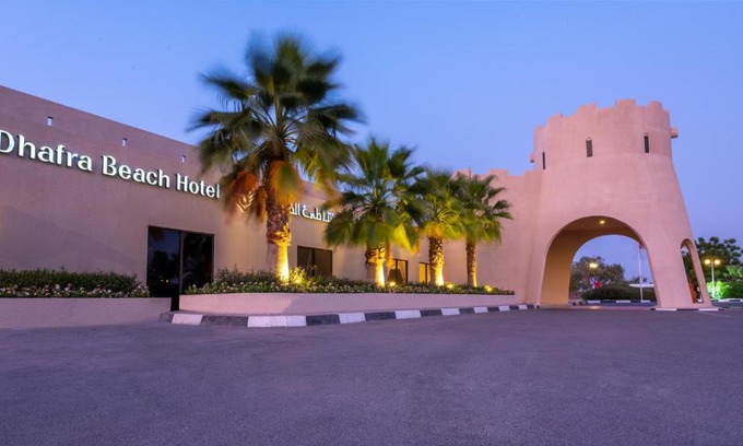 Jebel Dhanna Hotel | Dhafra Beach Hotel