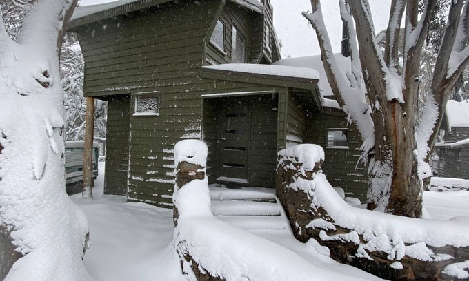 Dinner Plain Ski Chalet | Diamantina - Dinner Plain