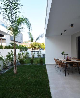 Nea Iraklitsa Apartment | Diamond C Luxury Apartment