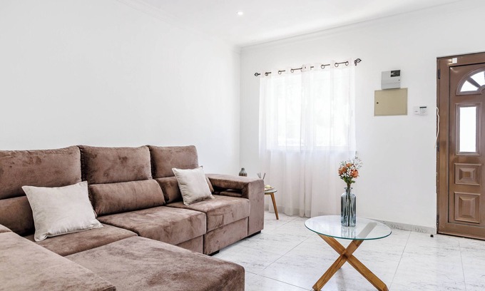 Olhao House | Diamond & Pearl