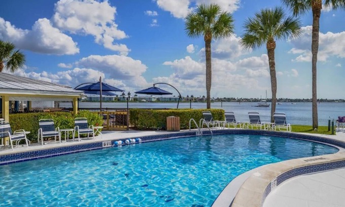 Old Naples Villa | Diamond Resorts Charter Club Resort of Naples Bay - 2 Bedroom